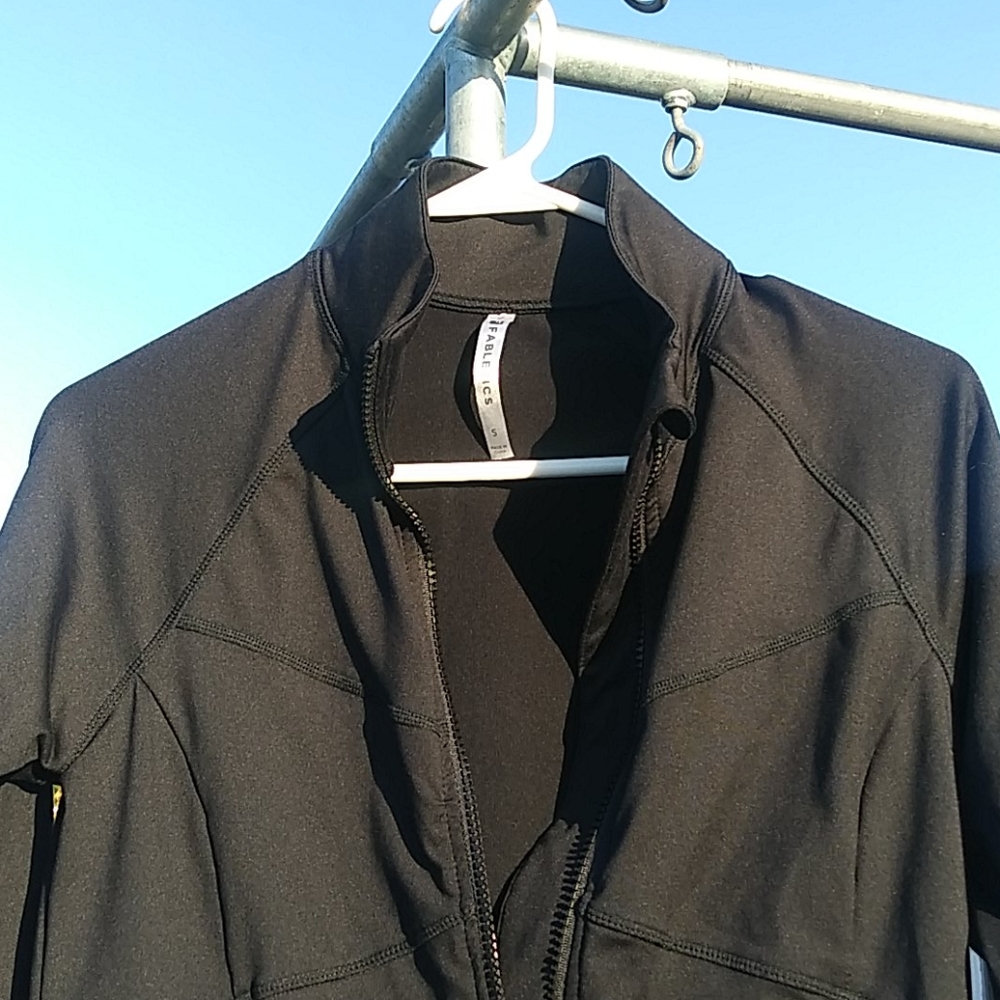 Fabletics Jacket - Picture 9 of 10